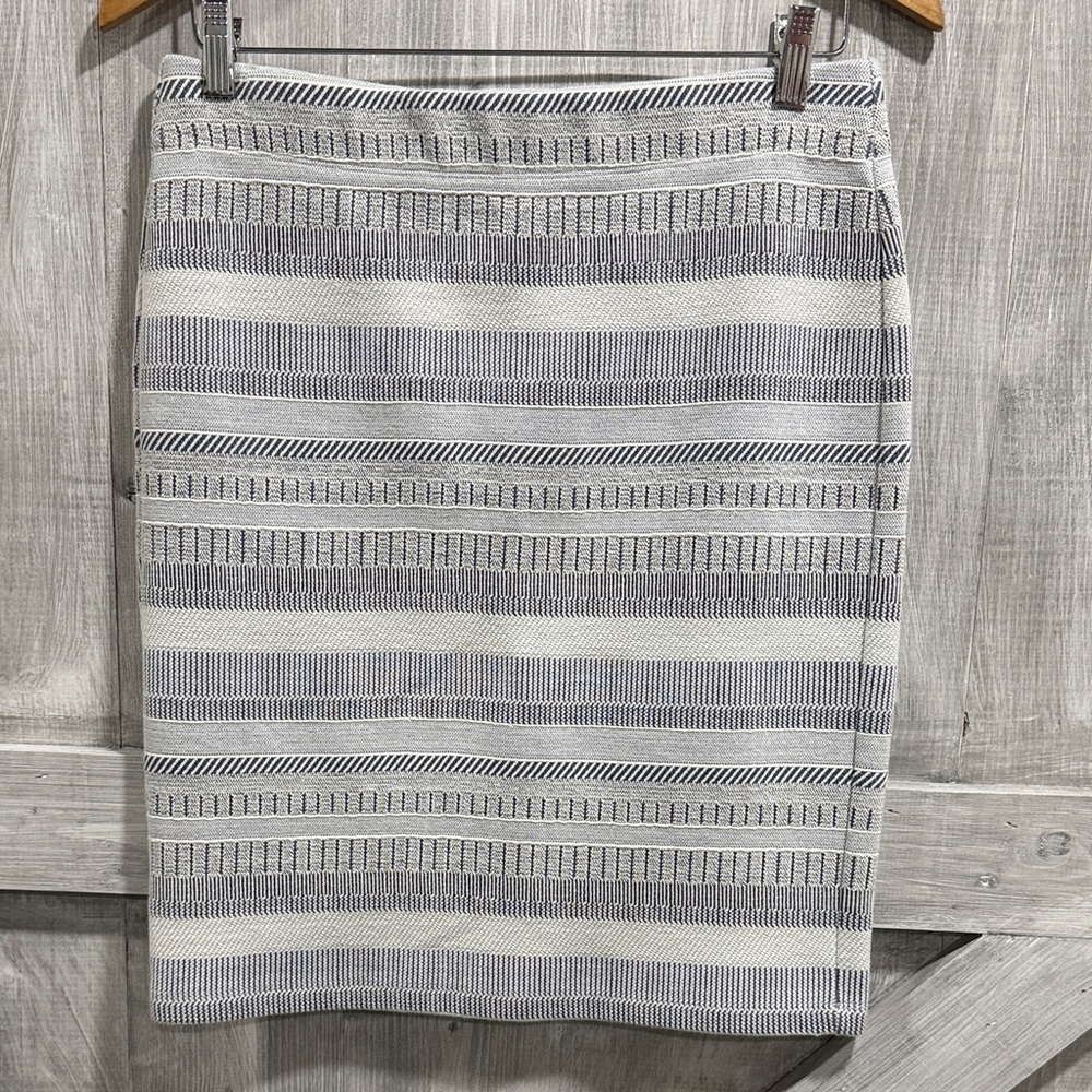 Women’s Loft M blue cream textured pencil skirt L1